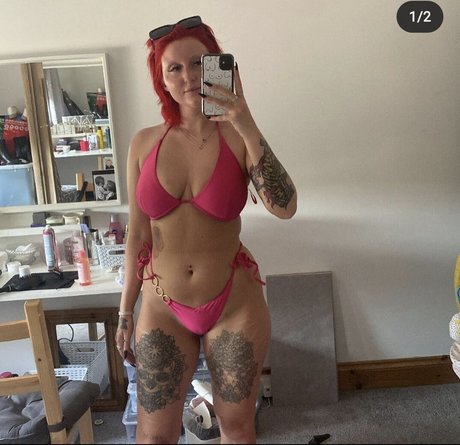 Foto di nudo di fuga di OnlyFans di Sp00kyspice