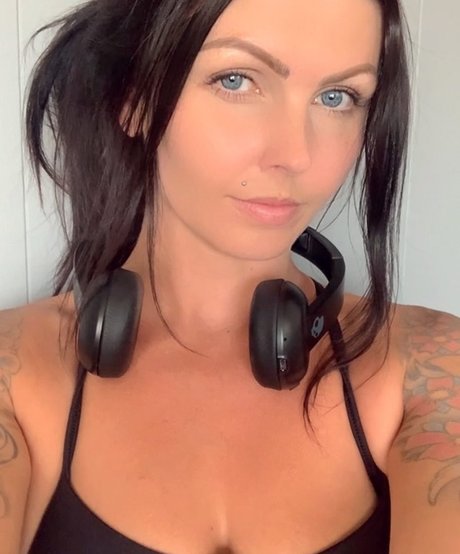 Foto di nudo di fuga di OnlyFans di Elaina Grant