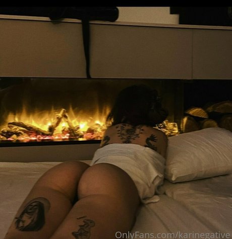 Foto di nudo di fuga di OnlyFans di Karin Negative