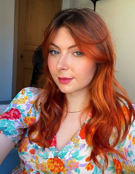 Foto di nudo di fuga di OnlyFans di Elena Rose Burri