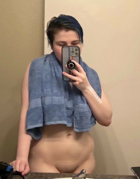 Foto di nudo di fuga di OnlyFans di Belak99