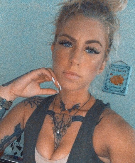 Foto di nudo di fuga di OnlyFans di Rhecbpd