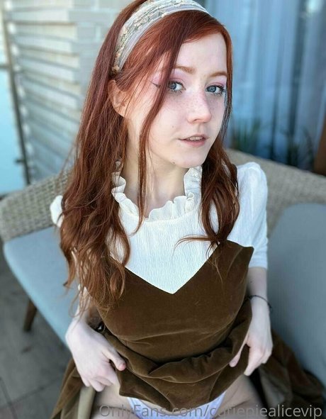 Foto di nudo di fuga di OnlyFans di Cutiepie Alice