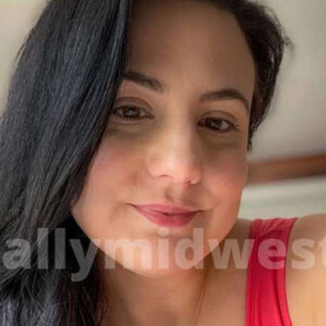 Foto di nudo di fuga di OnlyFans di Sally Midwest