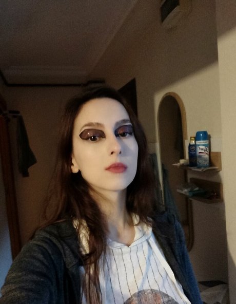 Foto di nudo di fuga di OnlyFans di Naenu
