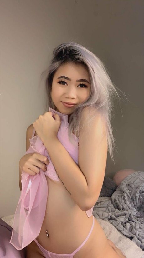 Foto di nudo di fuga di OnlyFans di Angelbvtch