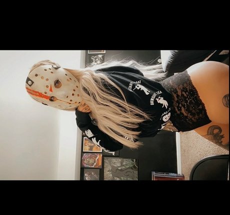Foto di nudo di fuga di OnlyFans di Screamqueen68