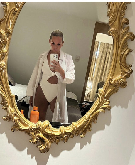 Foto di nudo di fuga di OnlyFans di Jennifer Ellison