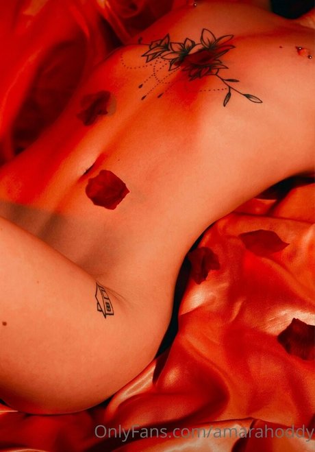 Foto di nudo di fuga di OnlyFans di Amarahoddy