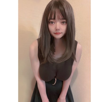Foto di nudo di fuga di OnlyFans di Maya Takamiya