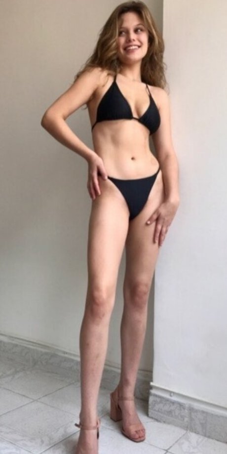 Foto di nudo di fuga di OnlyFans di Giulia Gemelli