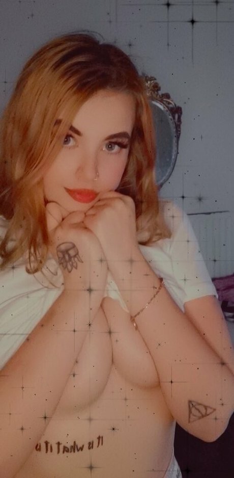 Foto di nudo di fuga di OnlyFans di Riahbrynn