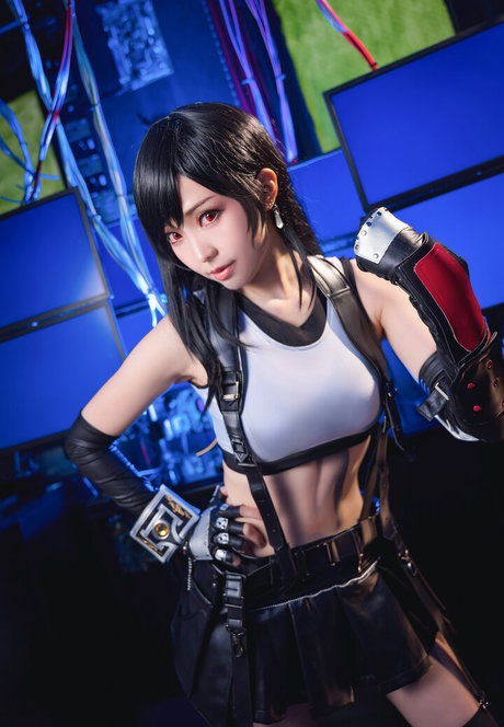 Foto di nudo di fuga di OnlyFans di Ely Cosplayer