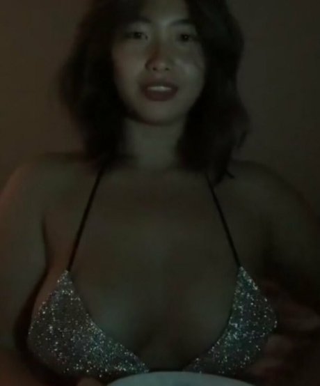 Foto di nudo di fuga di OnlyFans di Juasicko