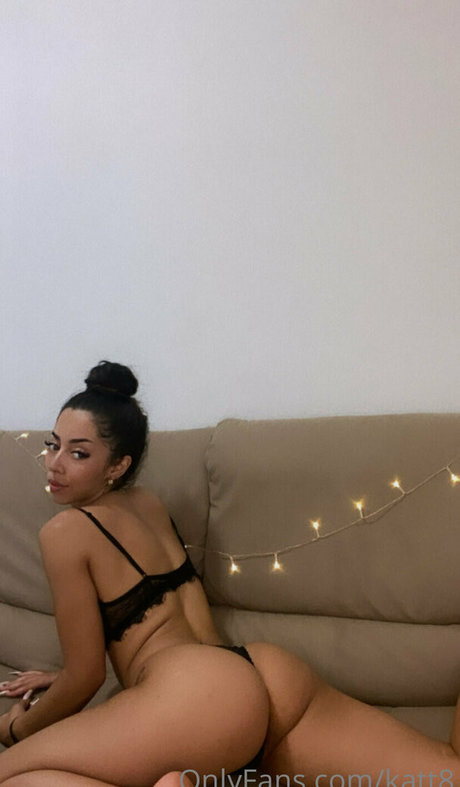 Foto di nudo di fuga di OnlyFans di Naserakatt