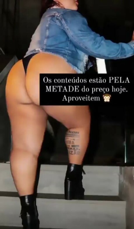 Foto di nudo di fuga di OnlyFans di Sthefanny Santos