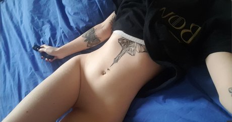 Foto di nudo di fuga di OnlyFans di Lunarxo