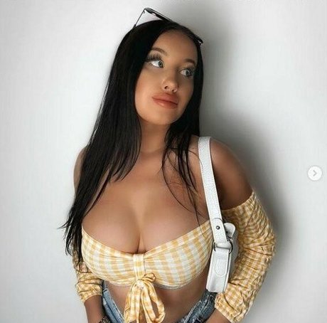 Foto di nudo di fuga di OnlyFans di Kate Patterson