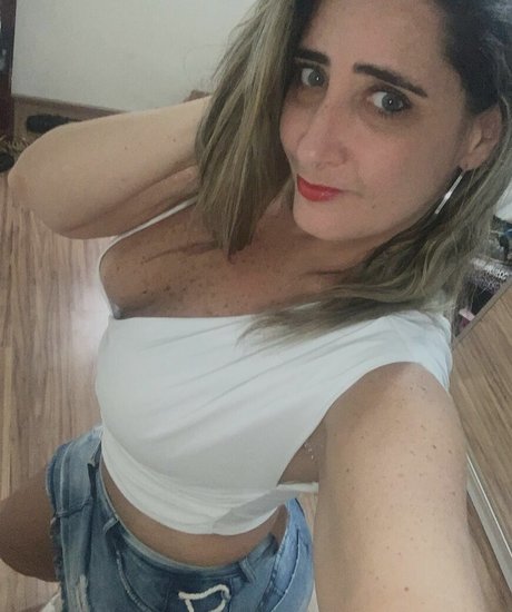 Foto di nudo di fuga di OnlyFans di Vanessaalessandraoficial