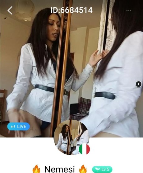 Foto di nudo di fuga di OnlyFans di Nemesi