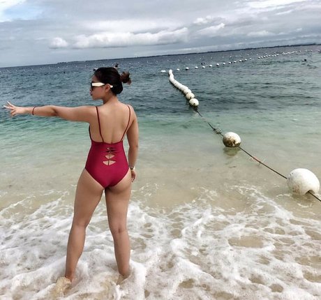 Sarah Carlos
