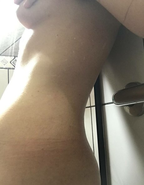 Foto di nudo di fuga di OnlyFans di Mitywee Mitywee