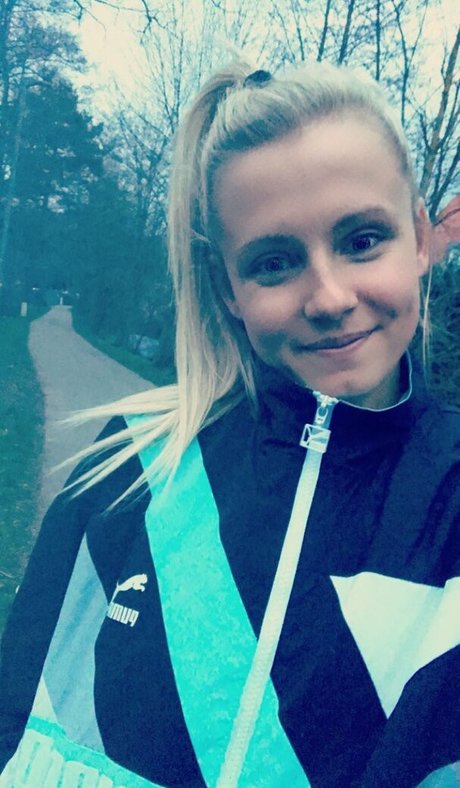 Foto di nudo di fuga di OnlyFans di Julia Simic