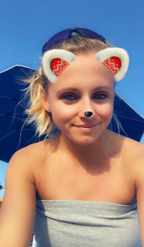 Julia Simic