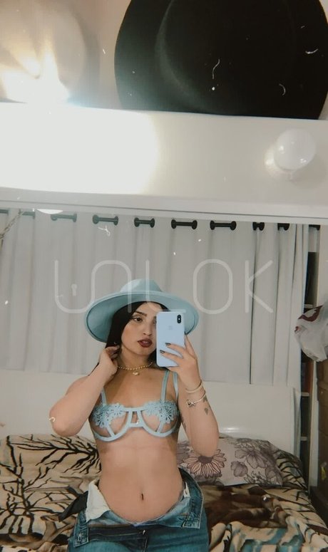 Foto di nudo di fuga di OnlyFans di Camila Castro