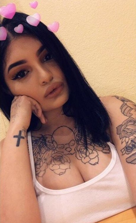 Mimi Latina Amateur
