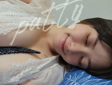 Foto di nudo di fuga di OnlyFans di Hipattyeatfood