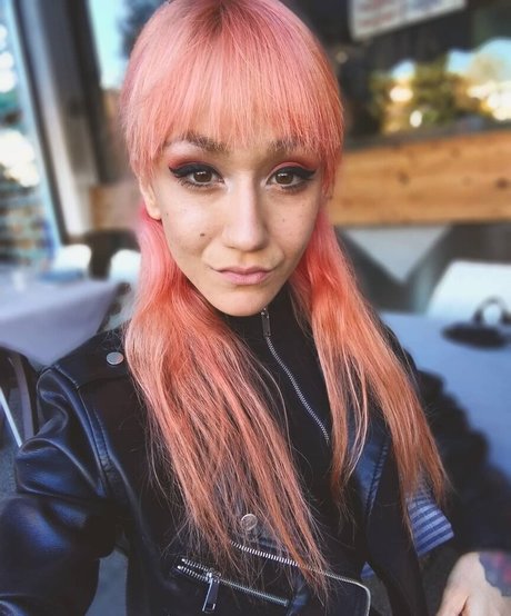 Redfoxy12
