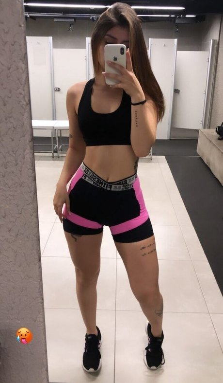 Foto di nudo di fuga di OnlyFans di Xsbbmtt