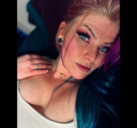 Daisyxdee