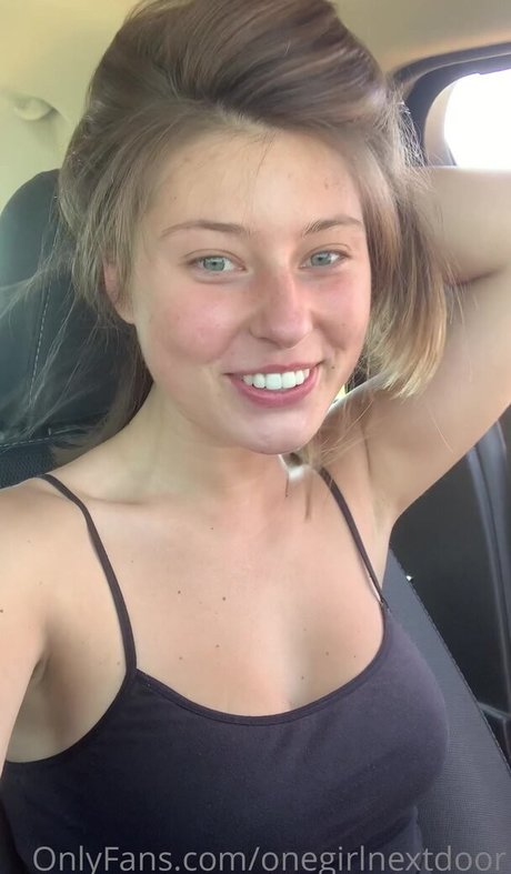 Foto di nudo di fuga di OnlyFans di Makayla Bennett