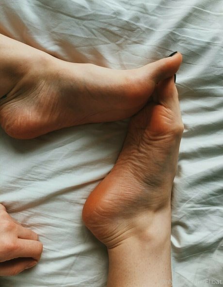 Foto di nudo di fuga di OnlyFans di Ellbat