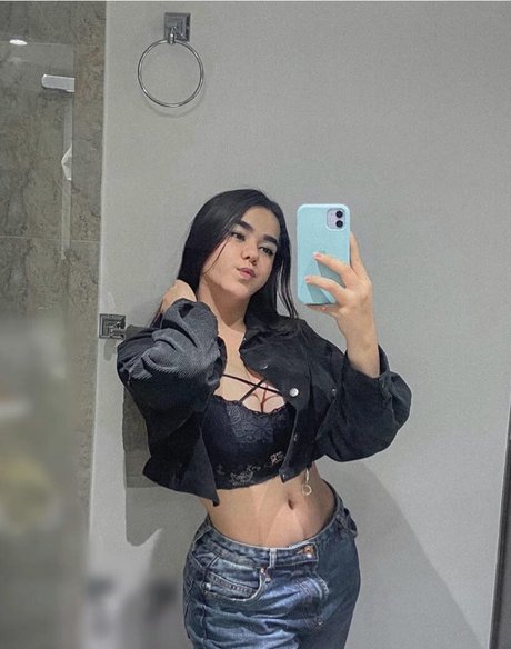 Foto di nudo di fuga di OnlyFans di Natalia Beltran
