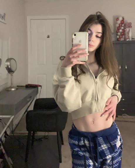 Foto di nudo di fuga di OnlyFans di Katie Isnor