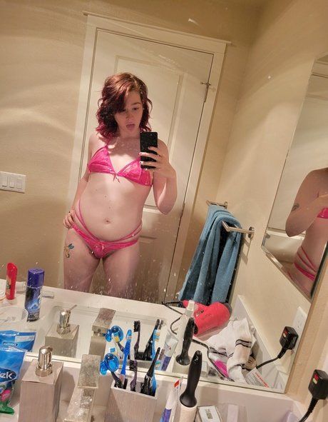Foto di nudo di fuga di OnlyFans di Alex Todoroki