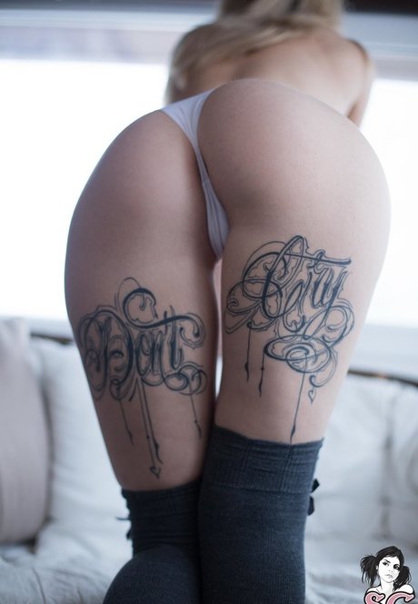 Foto di nudo di fuga di OnlyFans di Elisarose