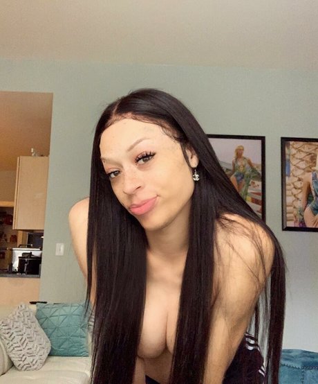 Foto di nudo di fuga di OnlyFans di Ashley Stacks