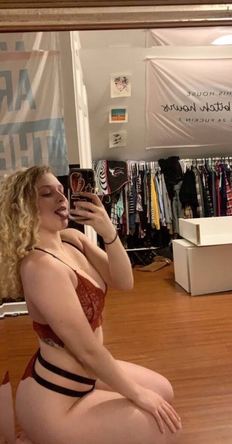 Foto di nudo di fuga di OnlyFans di Taylorshines