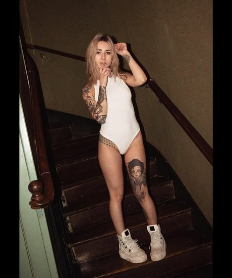 Foto di nudo di fuga di OnlyFans di Pandatylr