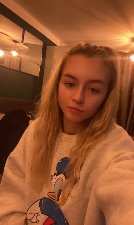 Foto di nudo di fuga di OnlyFans di Oliviabennett123