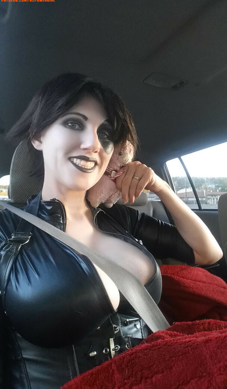 Az Power Girl