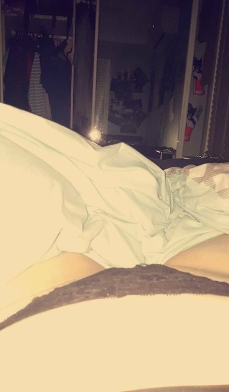 Foto di nudo di fuga di OnlyFans di Jessanne