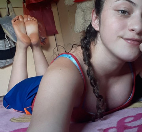 Friends Pretty Feet