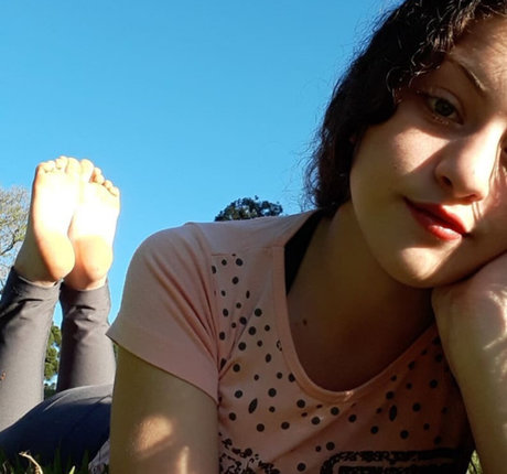 Friends Pretty Feet