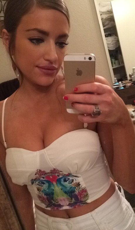 Foto di nudo di fuga di OnlyFans di Lauren Bedford Russell