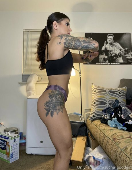 Suchagoodgirldanie